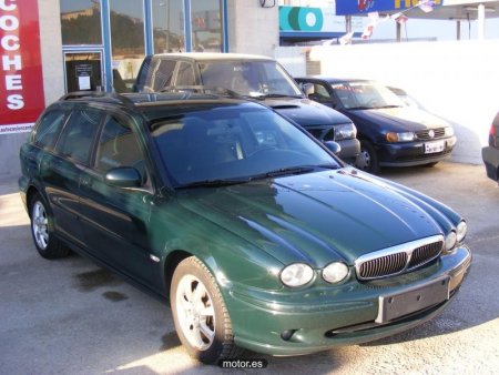 Jaguar X-Type 2.0D CLASSIC con 5 puertas