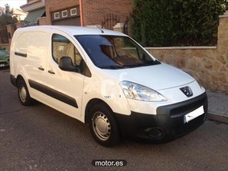 Peugeot Partner Furgon Confort L2 HDi 90cv con 4 puertas