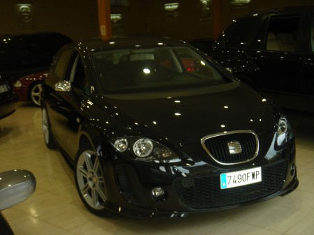 Seat Leon 2.0 TDI 140 CV con 12 meses de garantía