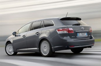 Precio y ofertas Toyota Avensis nuevo 2016