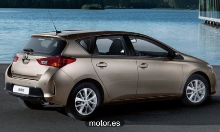 Nuevo toyota auris precio