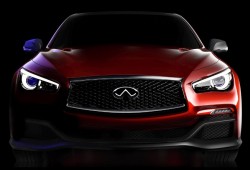 Foto principal Infiniti Q50 Eau Rouge, inspiración en la Fórmula 1 para la carretera Foto noticia
