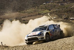 Foto principal Sebastien Ogier es primero tras once tramos Foto noticia