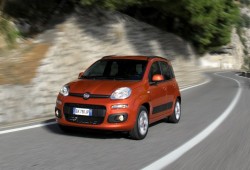 Foto principal Italia - Febrero 2014: Fiat Panda, aún más líder Foto noticia