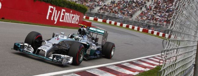 Rosberg le arrebata la pole a Hamilton