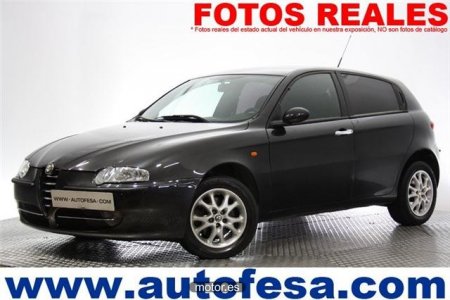 Alfa Romeo 147 1.6 TWIN SPARK 105CV IMPRESIONE 5P del año 2004 con 80 ...